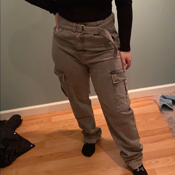 PrettyLittleThing Denim - Gray Cargo Jeans